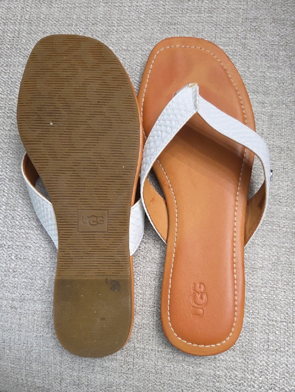 UGG White Leather & Tan Footbed Women's Thong Sandals